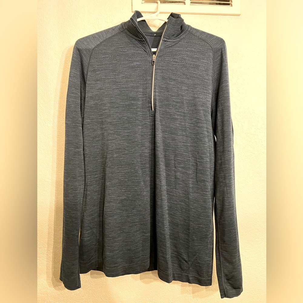 Lululemon Metal Vent Tech Half-Zip shirt (size medium)